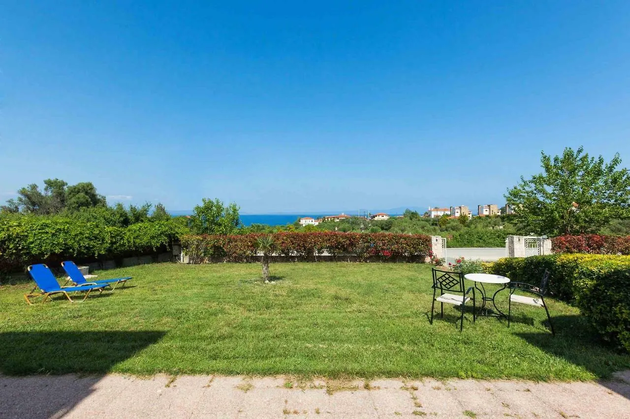 Summer Houses In Afytos Holiday home